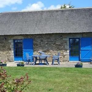 Les Chaumieres De Fleuriac Hotel